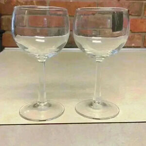 Cristal D’Arques Durand Grand Noblesse Wine Glasses..2 Vintage